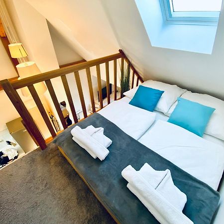 Apartment Schleusentor - Ferienwohnung Maisonette Росток Екстериор снимка