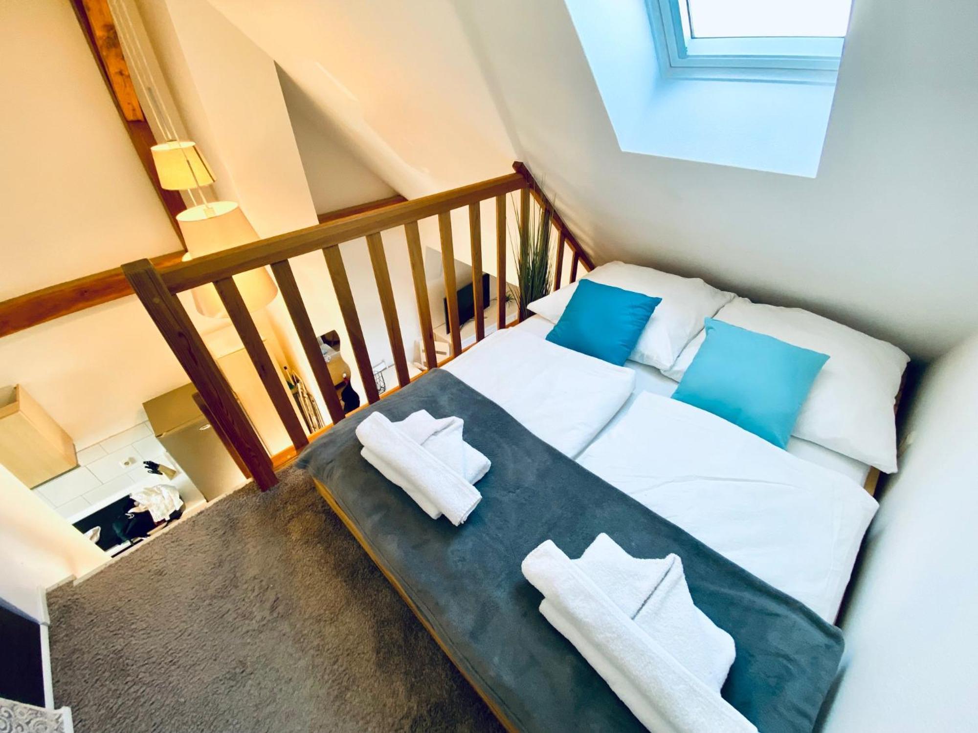 Apartment Schleusentor - Ferienwohnung Maisonette Росток Екстериор снимка